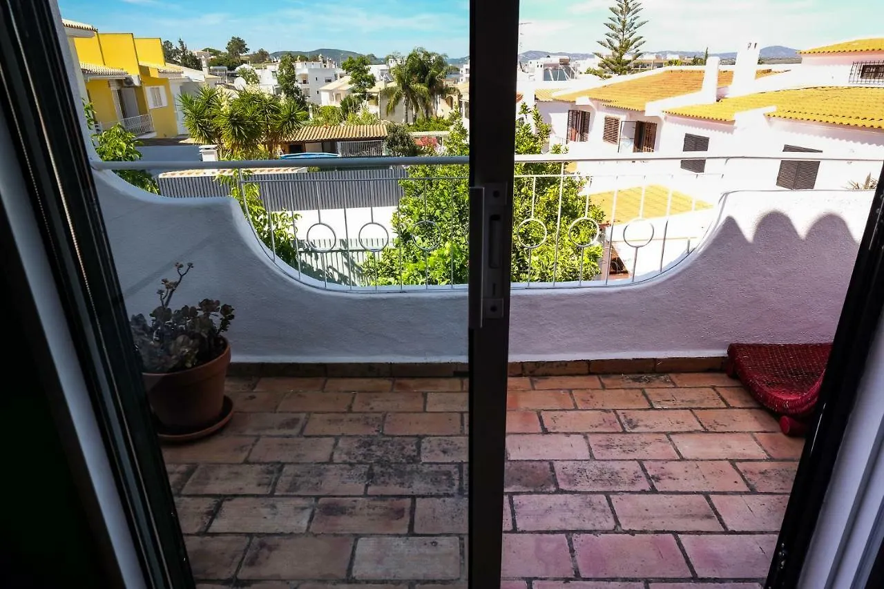 Lovely Family House Faro Holiday home